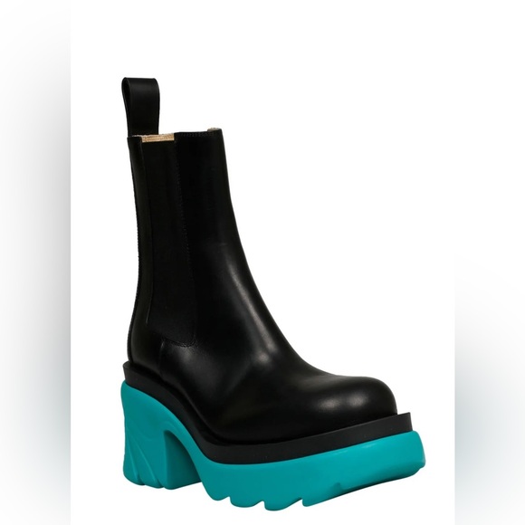 🆕 Bottega Veneta Flash Chelsea Boots - Picture 2 of 8